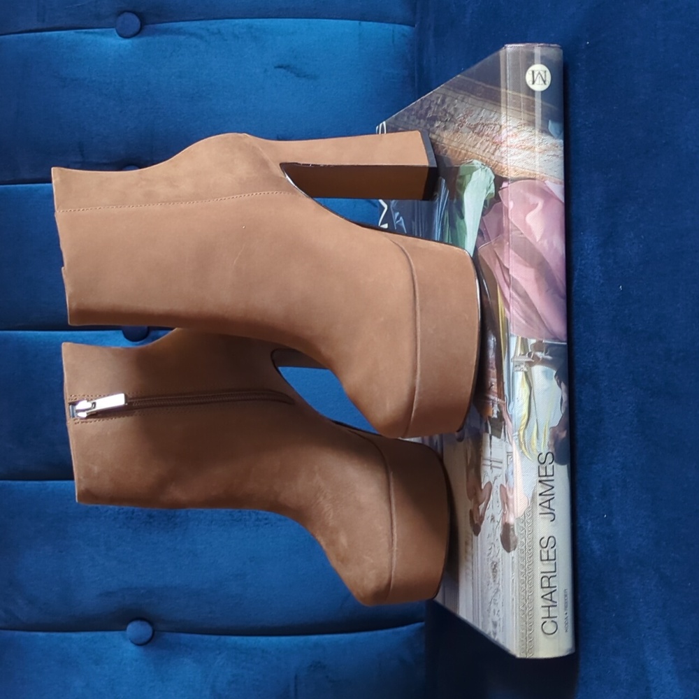 L'Intervalle Ria light brown nubuck platform booties size 37 (6.5)